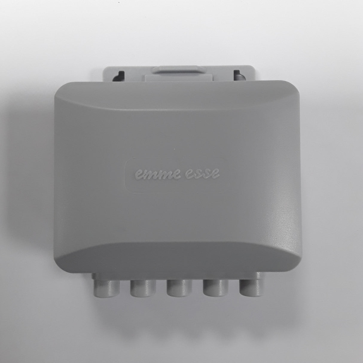 Outdoor-TV-Verstärker 1 Ausgang 5GLTE kostenlose APP-Serie - Emme Esse