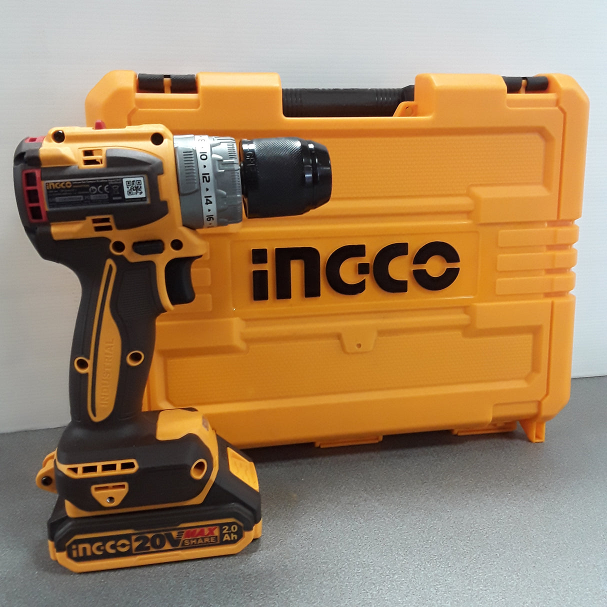 INGCO Trapano Avvitatore COMPACT con percussione 20V 60Nm BRUSHLESS con 2 batterie 2Ah