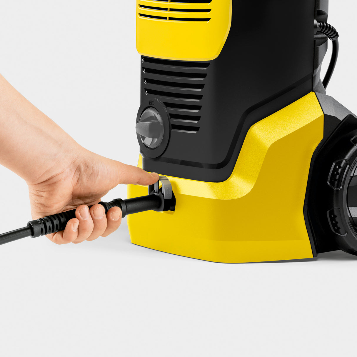 K4 Black Home 130BAR 1800W Kaltwasser-Hochdruckreiniger mit Zubehör – Karcher