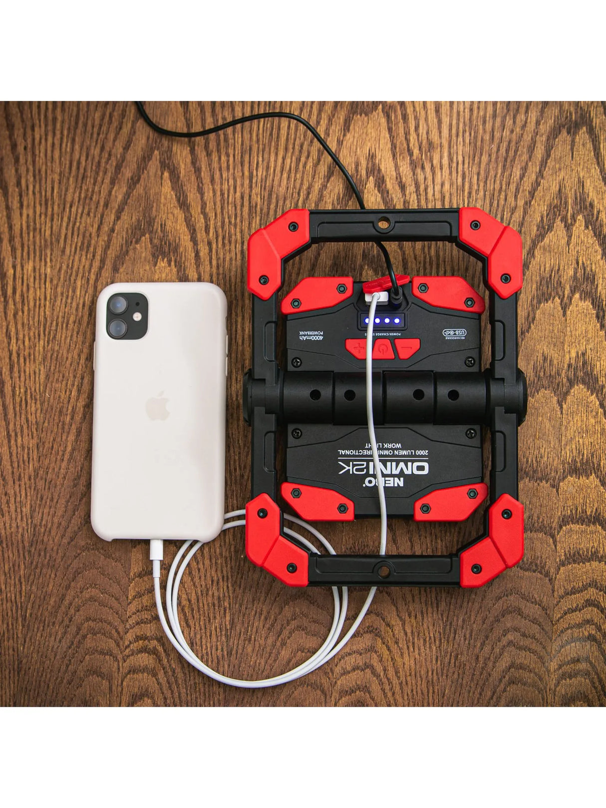 OMNI2K 2000 Lumen omnidirektionale Arbeitsleuchte mit Powerbank – NEBO