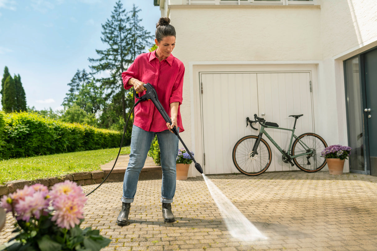 K4 Black Home 130BAR 1800W Kaltwasser-Hochdruckreiniger mit Zubehör – Karcher