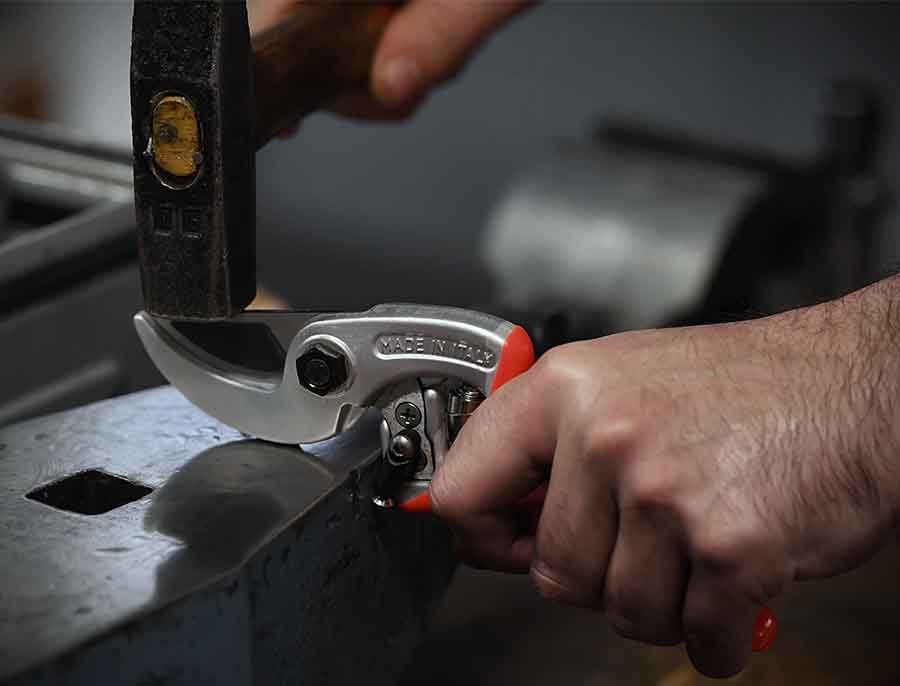 Professional pruning shears ERGONOMIC - CASTELLARI