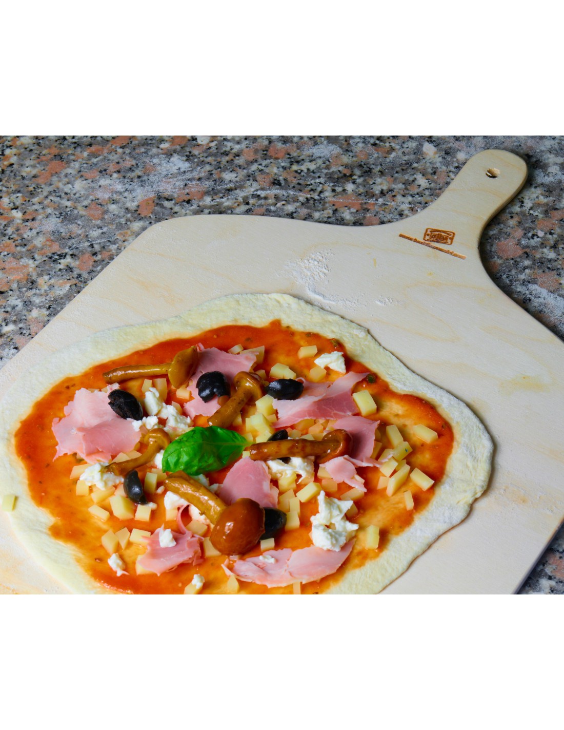 Pala per Pizza in legno di betulla dimensioni 41x33 cm spessore 0,6mm