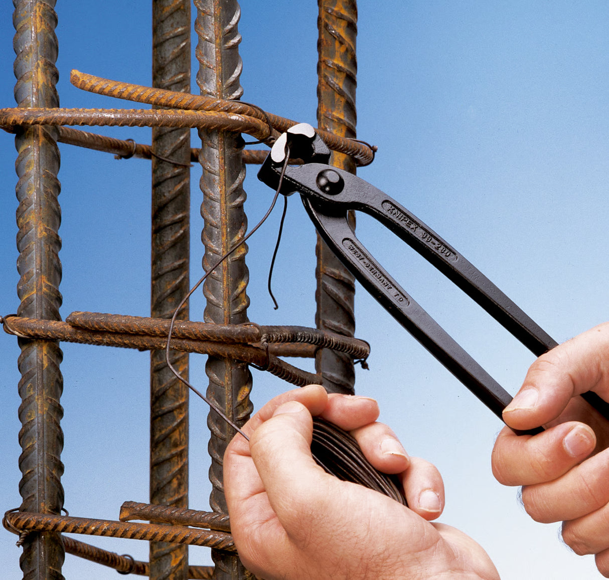 Knipex Tenaglia in Acciaio per ferraioli e cementisti